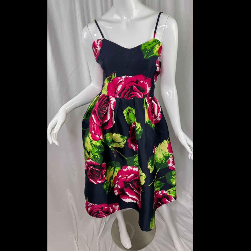 NEW Lara Fashion Floral Tea Length Formal Dress Size Medium Fit & Flare